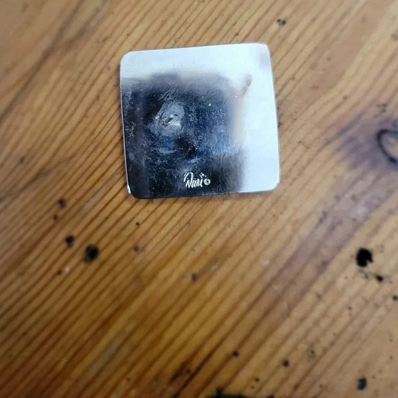 Vintage Shell  and Silver Earrings - Picture 6 of 7